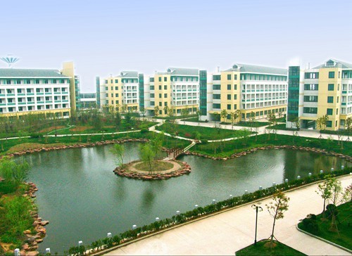 长兴县实验初级中学